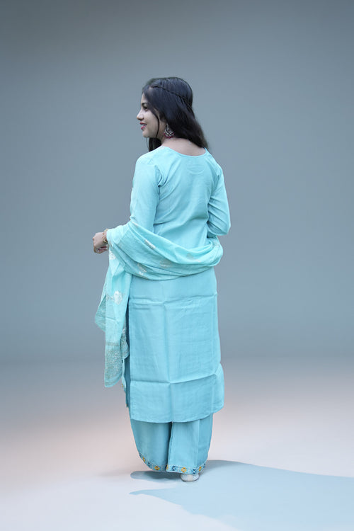 Graceful Sky Blue Floral Embroidered Kurti Pant Set with Jacquard Dupatta - Zamkudi
